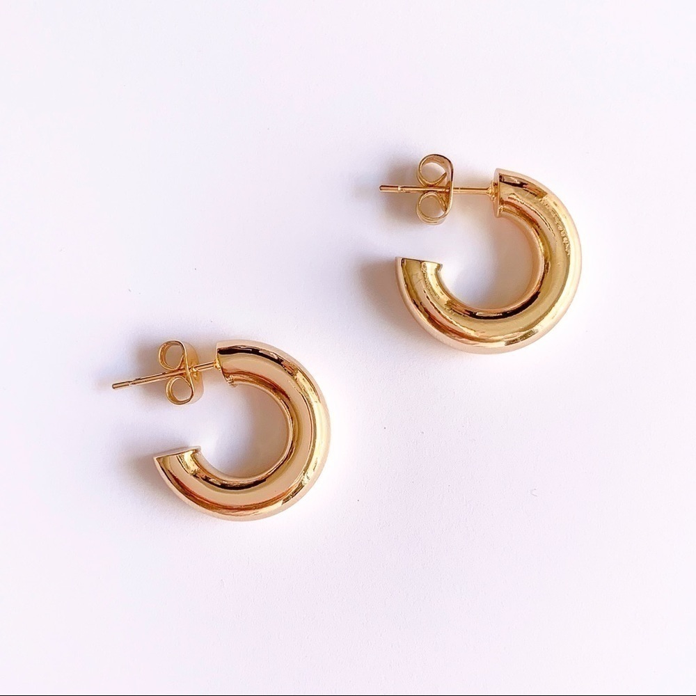 18K Gold Plated Thick Mini Hoops Earrings​​​​​​​​​​​​​​​​​​​​​​​​​​​